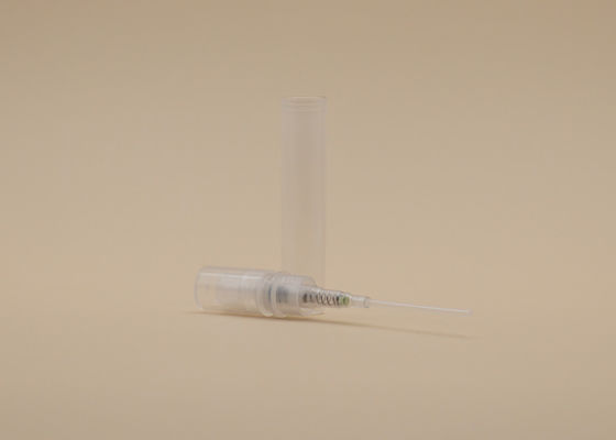 Щелкните на пустой пластиковой регуляции поверхности печатания экрана размера 2мл кармана бутылки брызг